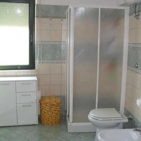 Il Borgo Di Antonello Flore B&B 아바산타